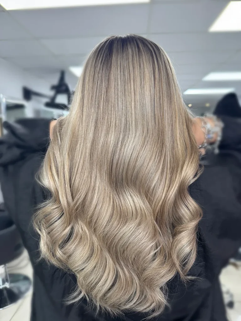 Colour & Blonding 01